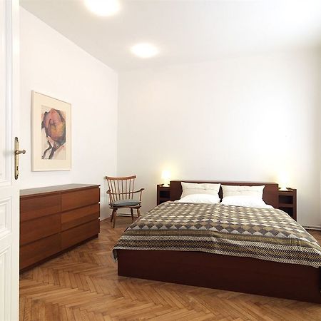 Kaiser Apartments Wina Bagian luar foto