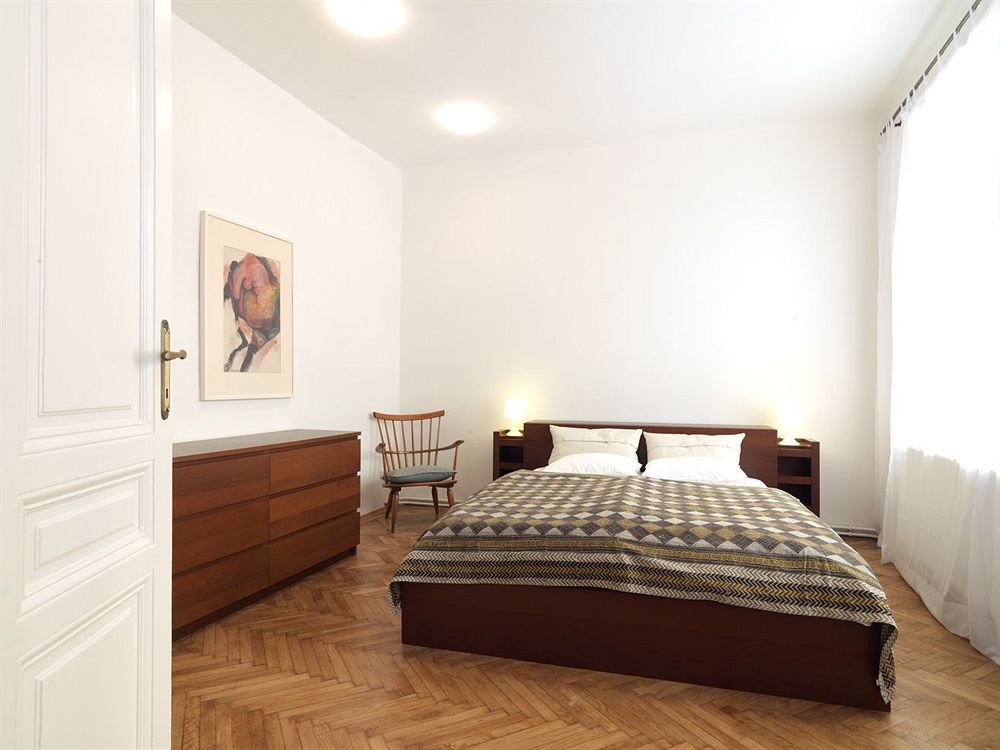 Kaiser Apartments Wina Bagian luar foto